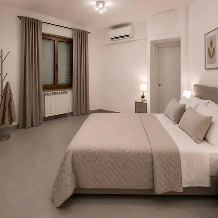 Modern Cozy Flat Centocelle 3 Maison d'hôtes 3*