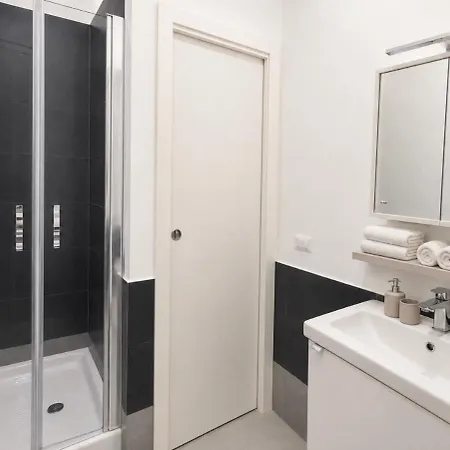 Modern Cozy Flat Centocelle 3 Maison d'hôtes 3*